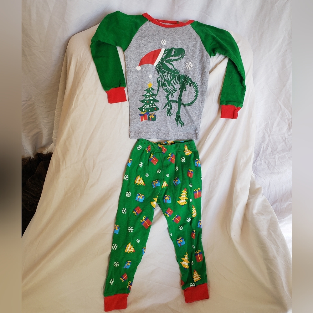 CHRISTMAS DINOSAUR PAJAMA SET - UNISEX